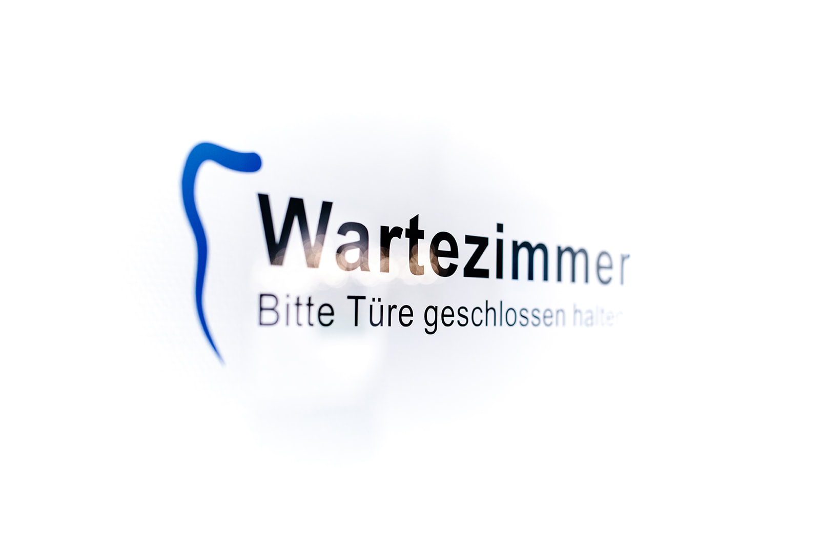 Wartezimmer-schrift